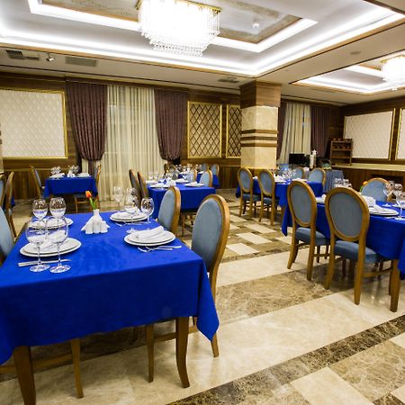 Renaissance Palace Баку Екстер'єр фото